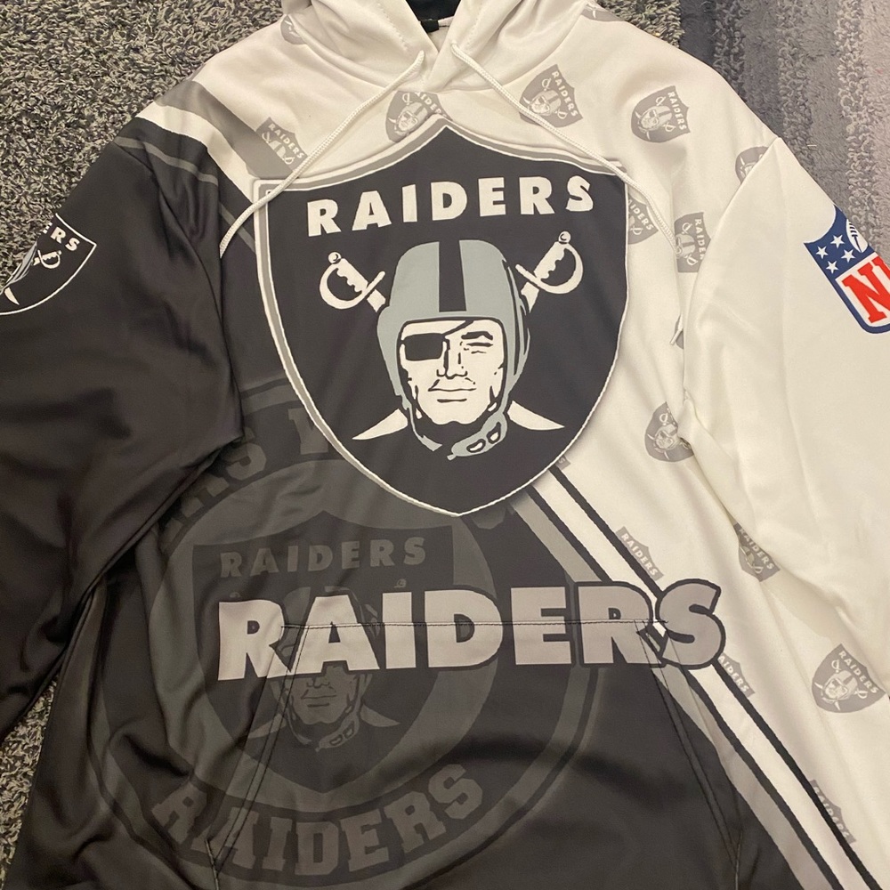 Men’s Las Vegas Raiders hoodie